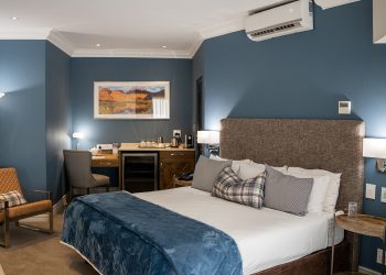 Hotels and accommodation in Peermade